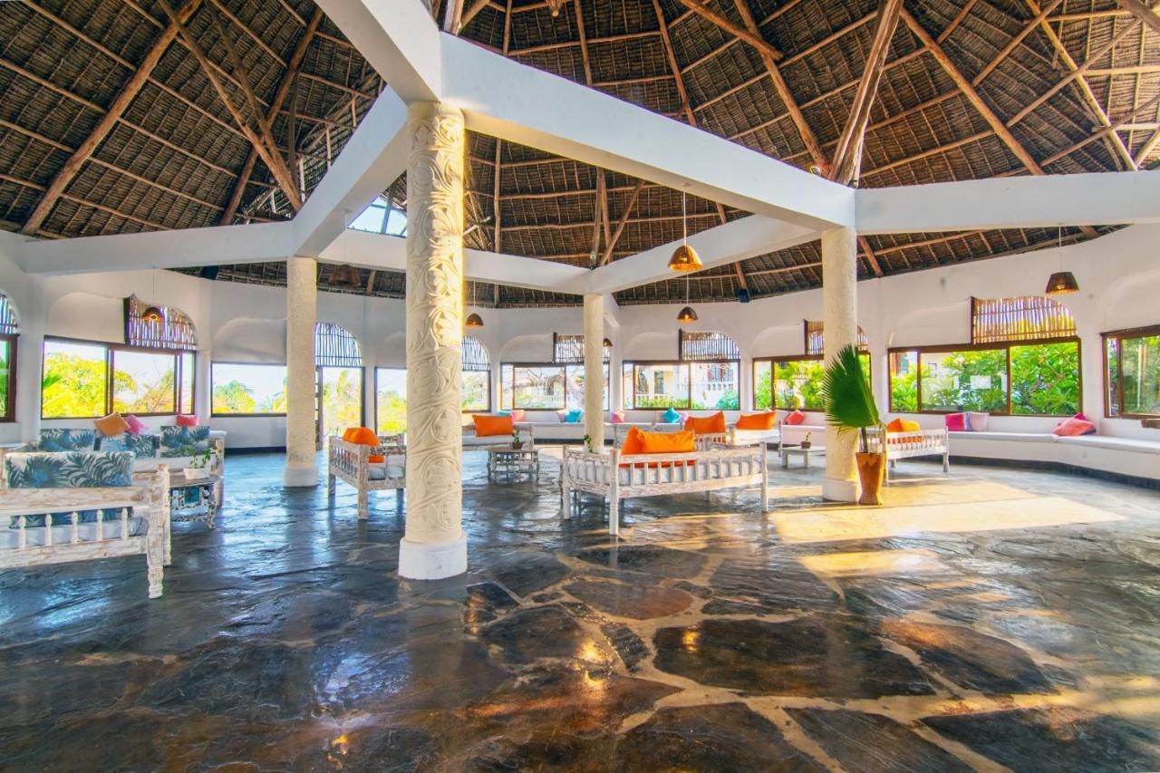 Jumbo Club Watamu Hotel ภายนอก รูปภาพ