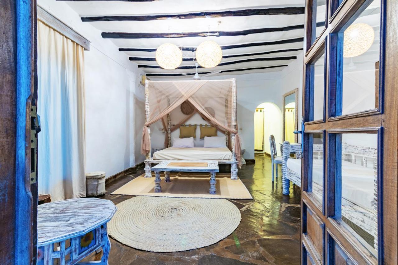 Jumbo Club Watamu Hotel ภายนอก รูปภาพ